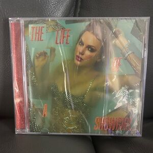 The Life of a Showgirl – Sweet Vanilla Edition CD 💿✨ (NEW SEALED) Qty 2